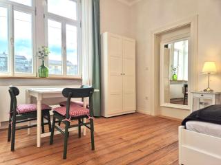 Bahnhof Grombach - 3