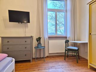 Bahnhof Grombach - 5