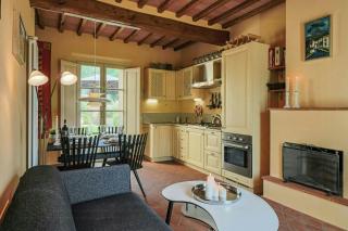 Apartment In Renovated Farmhouse Near Lucca - 9