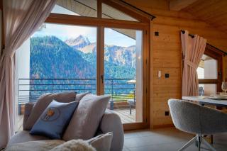 Coco Chatel - OVO Network - 0