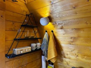 Small wooden paradise near the sea - 3