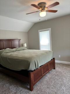 Winter Retreat & Summer Escape in Port Clinton - 5