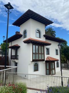 Apartamentos Turísticos La Pontificia - 0