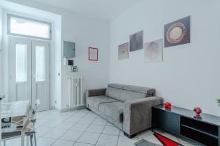 Guest Host - Walk to the Po River & City Center - 8