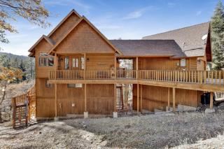 Sugarpines Big Bear Panoramic Ski Slope & Lake Views Walk to Slopes Private Sledding Hill - 8