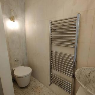 London loft by let it b travel - 4