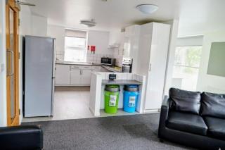 Dunham Halls Manchester Met - 3