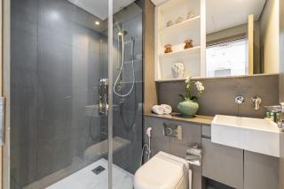 Urban Chic - Shams Meera - 2