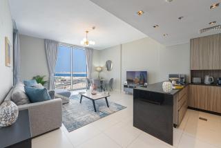 Urban Chic - Shams Meera - 8