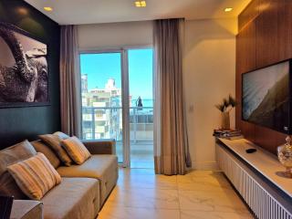 CURTA!|216|Brava Arts|2 Suítes| Sofisticada Vista - 0