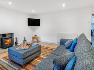 Balnamuir Farmhouse - 8