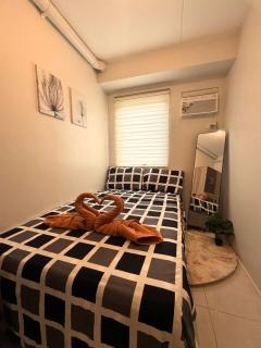 Urbanic Styled 2BR - City Views Unit - 3