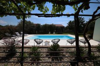 Holiday house with a swimming pool Zadar - Diklo, Zadar - 15336 - 1