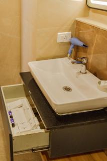 Olwen Suites - Kochi - 8