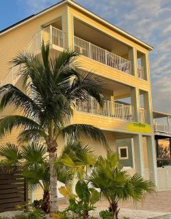 102 6Th St S-Downstairs Home - 9