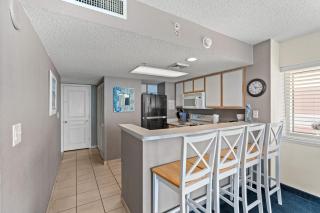 Bay Watch Resort M 1811-Oceanfront-Crescent Beach - 6