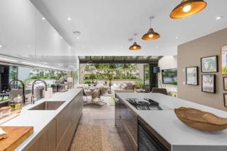 Stunning Mews House - 9