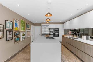 Stunning Mews House - 7