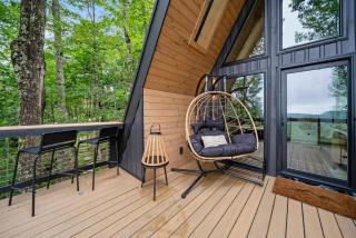 Ascent A-Frame at Calm Ridge Treehouses - 8