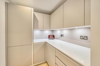 Roomspace Serviced Apartments - Churchyard Row - 1