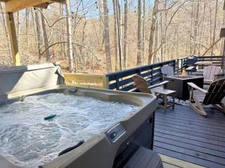 3 Homes on Blueberry Farm - Waterfall, Game Room - 0