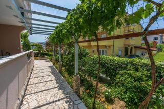 Apartments with parking space Lopar, Rab - 18388 - 4