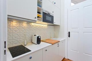 19th-Century Loft with Balcony & Garden - 1