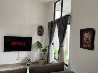 Starlink & solar perfect long-term Ibex Home - 5