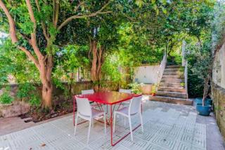 Oporto Eclectic Duplex Apt & Garden - 1