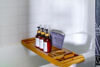 Jungle House Columbus Sleep 12 Downtown Ohio Free Parking - Steps to Convention Center & Nationwide Arena - 2BR Short North Luxury Home - Over 5,800 Five Star Stays - Columbus - 1