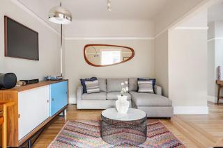 West SOMA Guest Apartment - 9