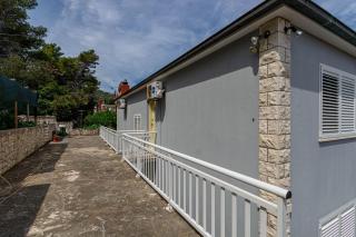 Apartments by the sea Prigradica, Korcula - 14341 - Blato - 2
