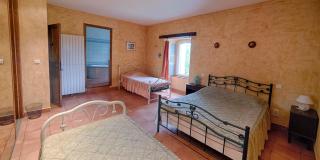 Mas St-Alban gîte 15 personnes -8 chambres - 5