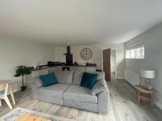 Adaliene's Retreat Flat 2 - 8