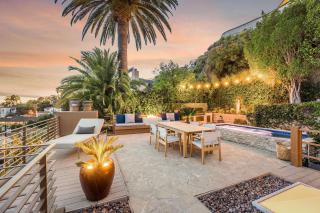 Chateau Lumier by Stay Awhile - 2