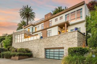 Chateau Lumier by Stay Awhile - 1