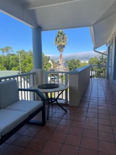 Sunny Side Apartment - 8