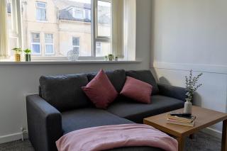 1BR Apartment in Blackpool Contractor Leisure - 4