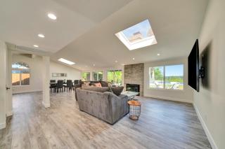 Incredible View, Huge Pool & Basketball! - 3