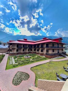 Hujra Restaurant & Livings - 0