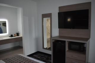 Hotel Royale IAH Airport North Houston I-45 - 3