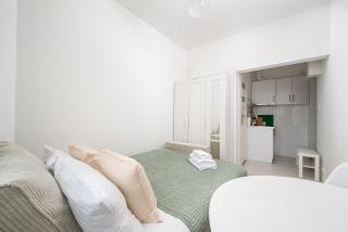 Tamka Powiśle Green Studio by BookingHost - 9