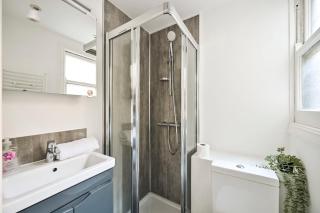 Central Fitzrovia 2-Bed Apartments - 8