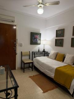 Departamento Centrico 2 amb a la calle - 2