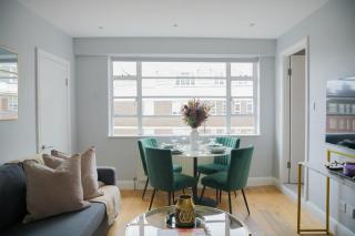 Art deco 1BR apartment in popular Chelsea area - 3