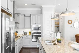 Prominence 30A - Lucky Old Sun - 1