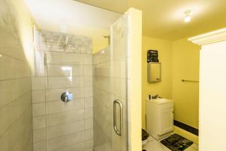 Mins from Beach • WiFi + AC • BBQ Grill - 3