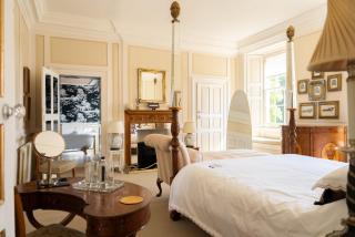 The Bentley Suite - 4