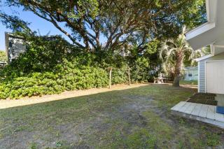 Three Sips to Sand - 3