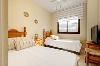 Sunny Harbor Home Puerto de la Duquesa - 5